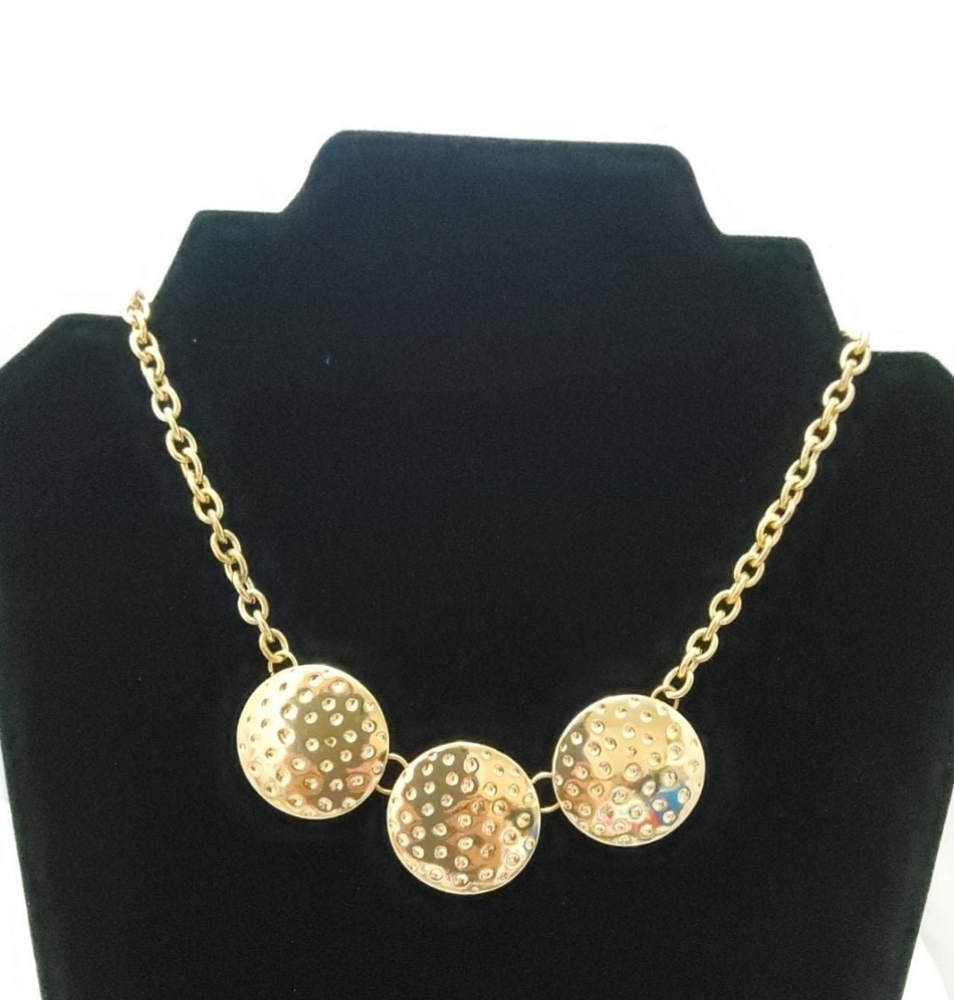 Liz Claiborne Essentials Goldtone Choker Round Circular Statement Necklace